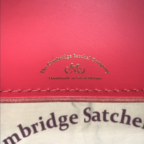 The Cambridge Satchel Company Handbag made in Great Britain- doesn’t lock close - Picture 3 of 10